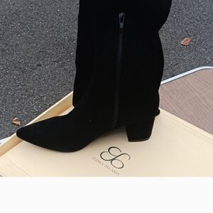 Cosy Island Women's Black Heeled Boots